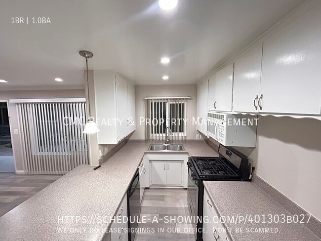 Building Photo - 271 Kennebec-2