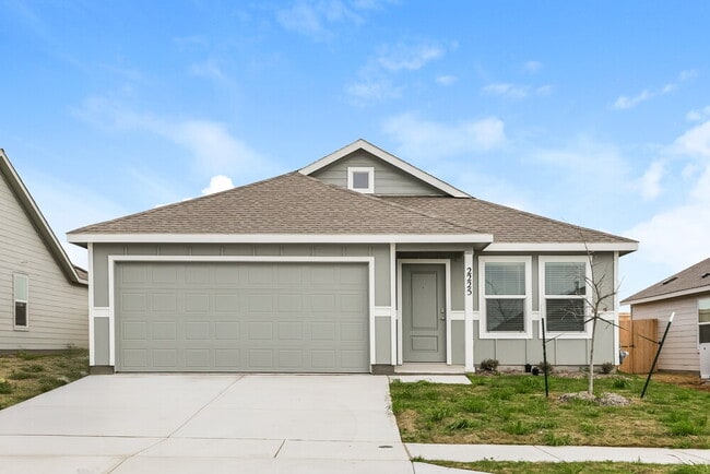 Building Photo - 2225 Crested Saguaro St