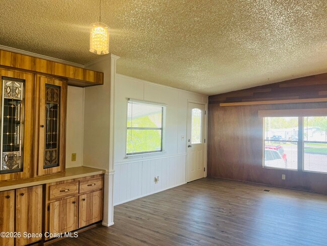 Building Photo - 1612 Cocoa Bay Blvd