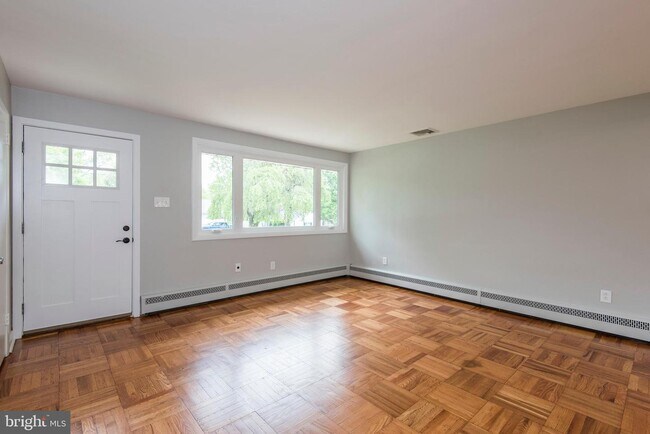 Foto del edificio - 148 S Cedar Hollow Rd