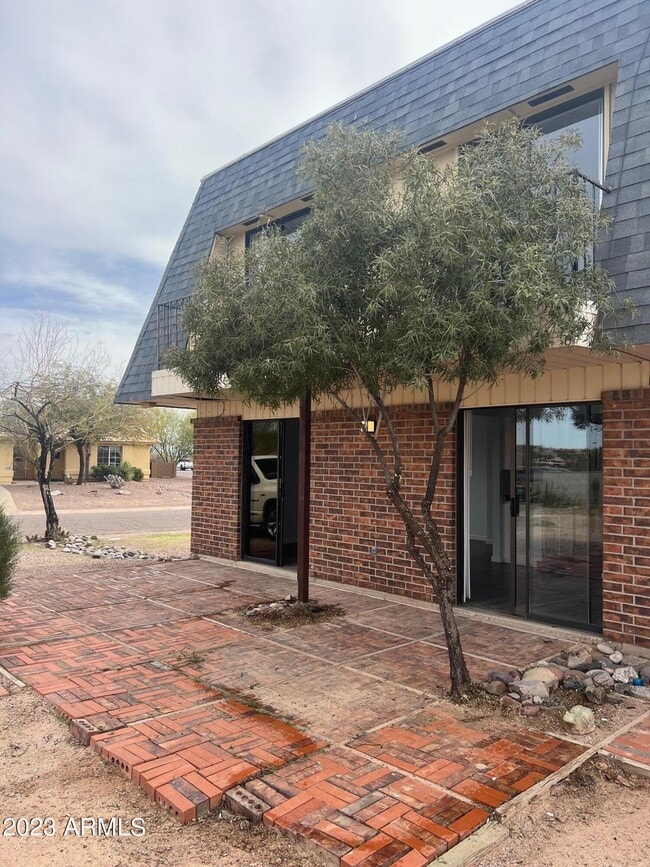 Building Photo - 8220 W Monaco Blvd