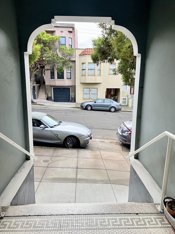 Foto del edificio - Russian Hill Charmer for Lease