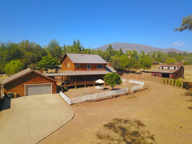 Foto del edificio - 1975 Alpine Creek Ln