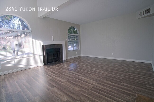 Building Photo - 2841 Yukon Trail Dr
