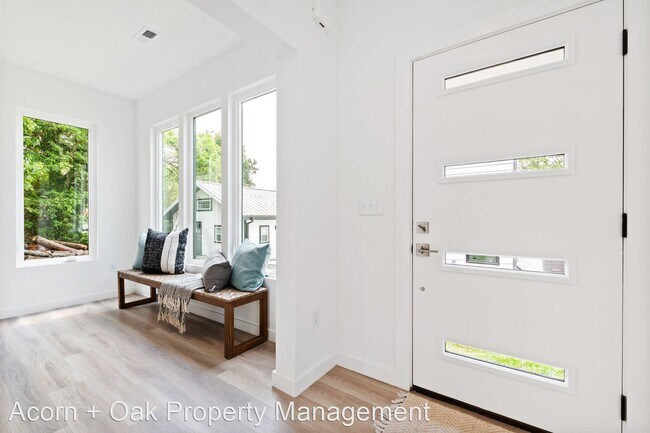 Foto del edificio - 3 br, 2.5 bath House - 423 Eugene St