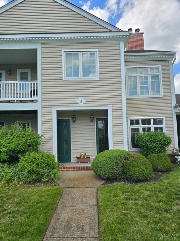 1 Rutland Ln Unit D, Monroe Township, NJ 08831 Condo for Rent in