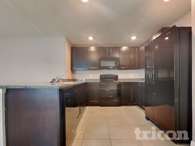 Foto del edificio - 7846 Broad Pointe Dr