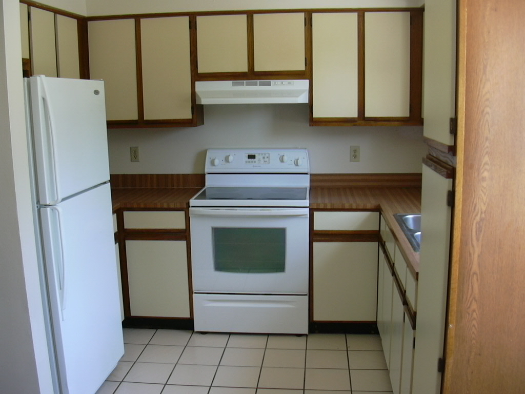 Kitchen View - Mercury Apartments