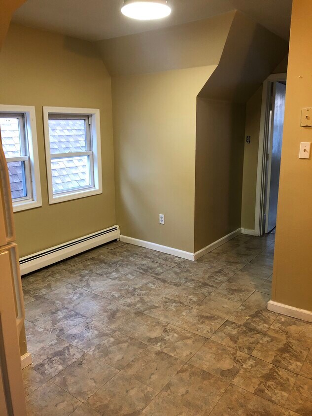 30 Halleck St Unit 3, Newark, NJ 07104 Apartments in Newark, NJ