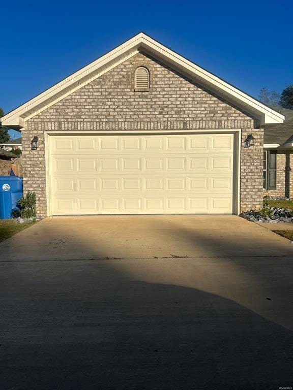 Building Photo - 745 Park Ln