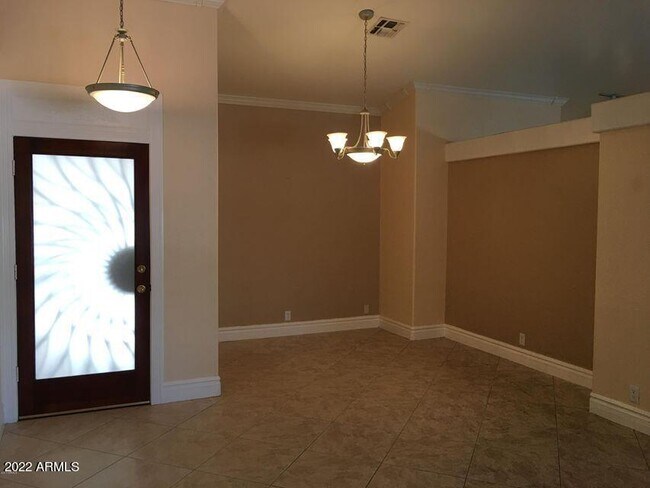 Building Photo - 3342 E Wahalla Ln