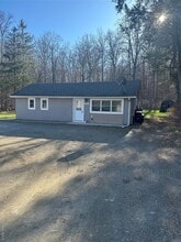 Building Photo - 273 S Rd