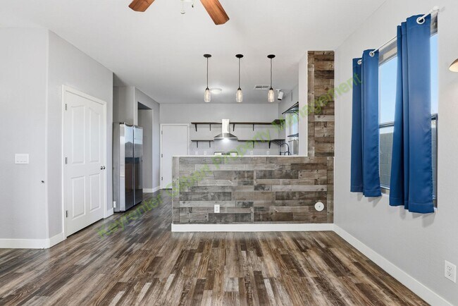 Foto del edificio - Corner Lot Gilbert Home with Modern Comforts in a Prime Location