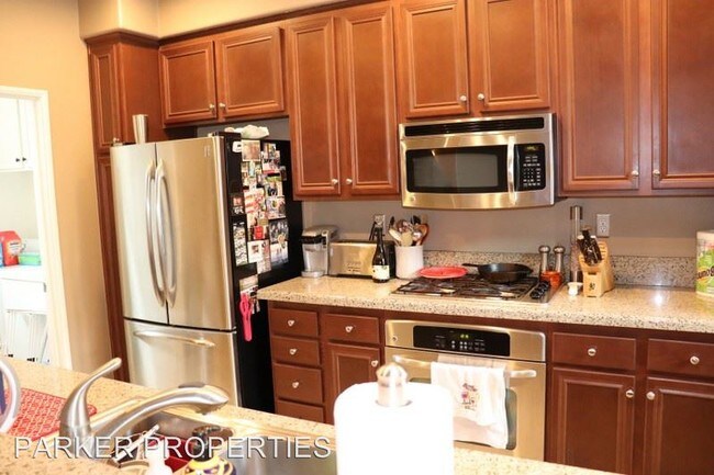 Foto del edificio - 2 br, 2.5 bath House - 37 Via Sovana