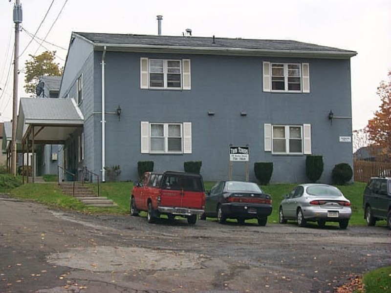 Primary Photo - 116 Water St