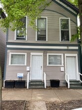 Building Photo - 1834 N Bissell St