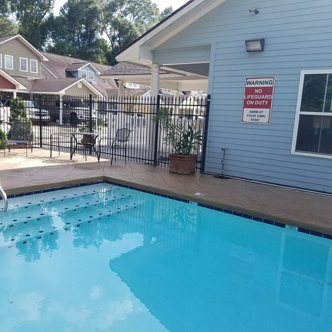 Village Maison Townhomes Apartments Walker, LA