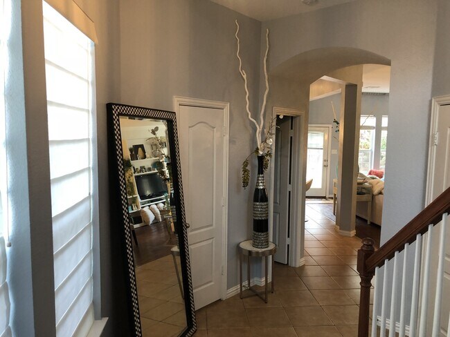 Foto del edificio - Beautiful Townhouse in Irving