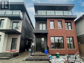 Building Photo - 136 Carillon St