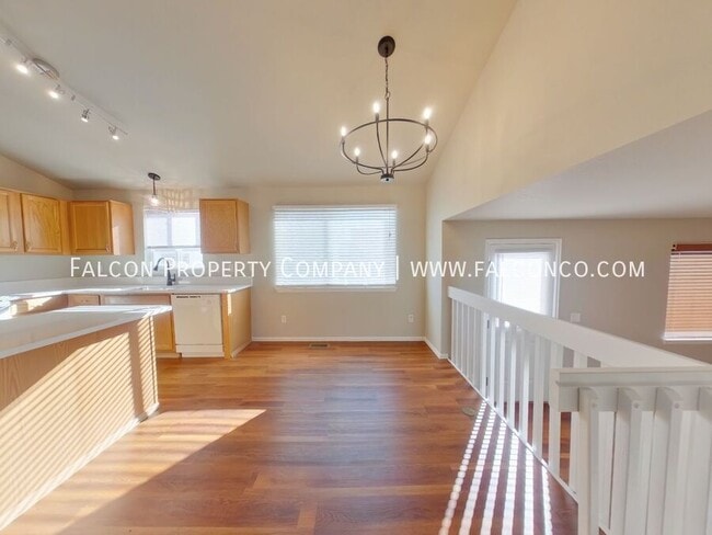 Foto del edificio - 6239 Hartman Dr