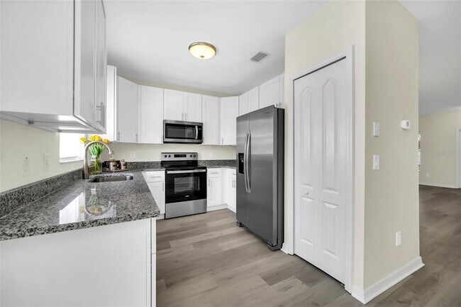 Foto del edificio - 13370 Daniels Landing Cir