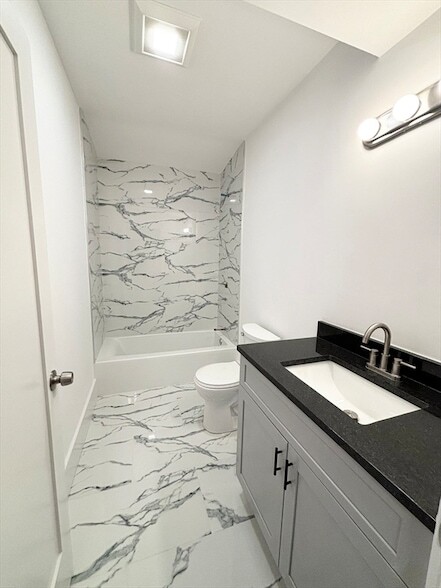 Building Photo - 134 Bow St