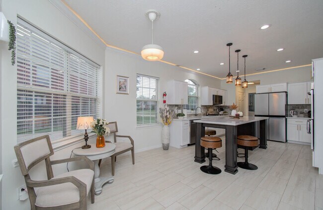 Foto del edificio - 15627 Twisting Springs Dr