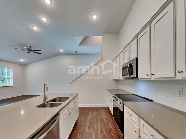 Foto del edificio - 4990 Bill Cheek Rd