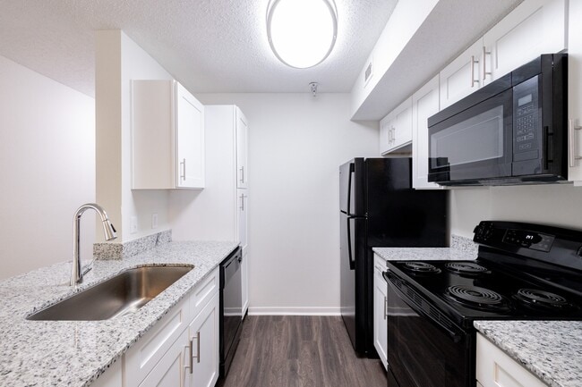 Building Photo - The Residence at White River Apartments