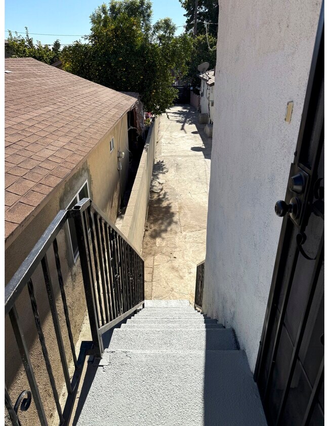 Foto del edificio - 1341 E 59th Pl