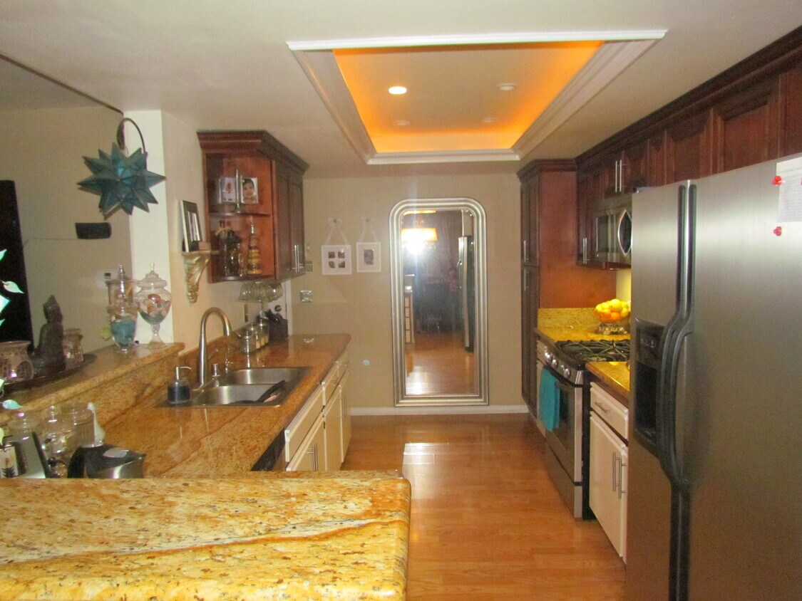 Foto principal - 11300 Foothill Blvd