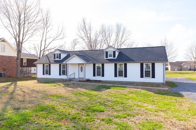Foto del edificio - Renovated Home in Gallatin, TN