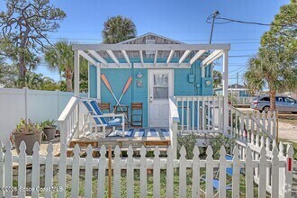 Building Photo - 2179 Pineapple Ave