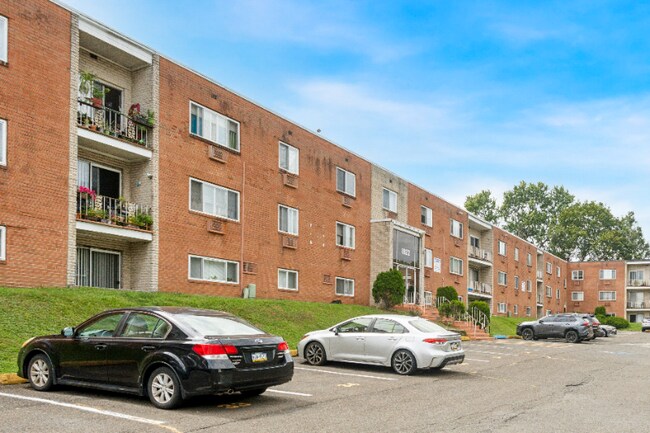 Foto del edificio - 1822 Benton Ave