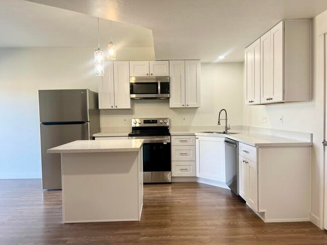 Foto del edificio - 6638 W 7830 S