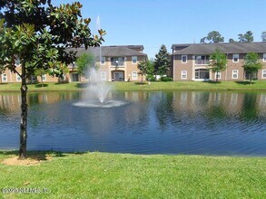 Building Photo - 9595 Amarante Cir