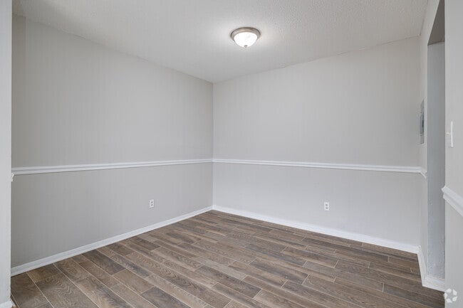 2BR, 1.5BA - 1,163SF - Dining Area - Veracruz Apartments