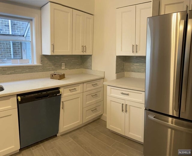 Building Photo - 308 E Palisades Blvd
