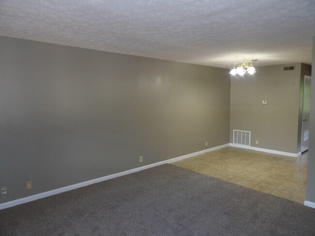 Building Photo - 1325 Powhatan Trail