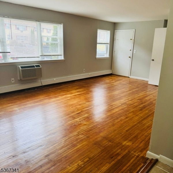 Foto principal - 330 Franklin Ave