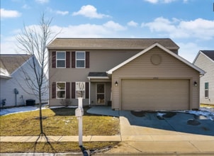 Building Photo - 2400 Fleming Dr