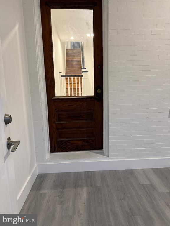 Foto del edificio - 5857 Angora Terrace