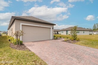 Building Photo - 207 Pitching Wedge Dr