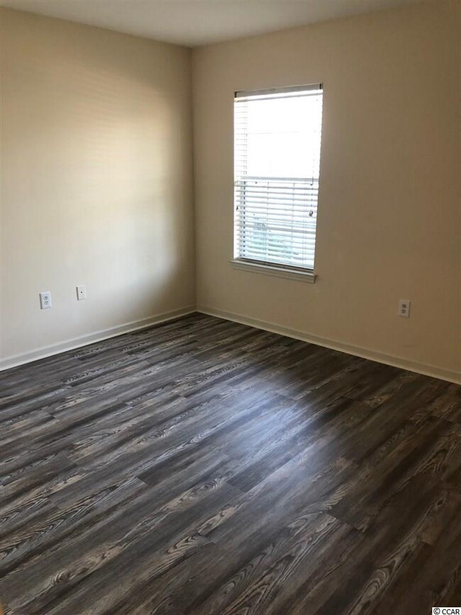 Foto del edificio - 1254 River Oaks Dr
