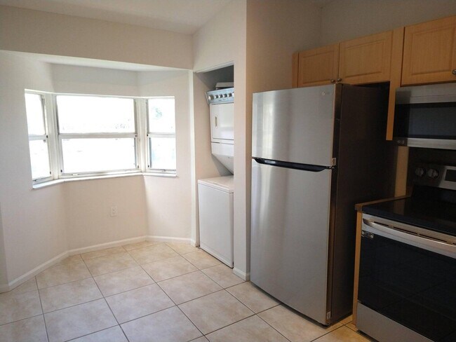 Building Photo - 3478 Briar Bay Blvd