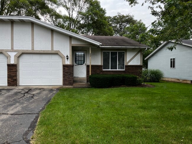 Building Photo - 227 Felch St