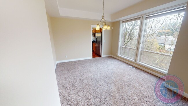 Building Photo - Bethany 5 Bedroom Home, Luxury Amenities, ...