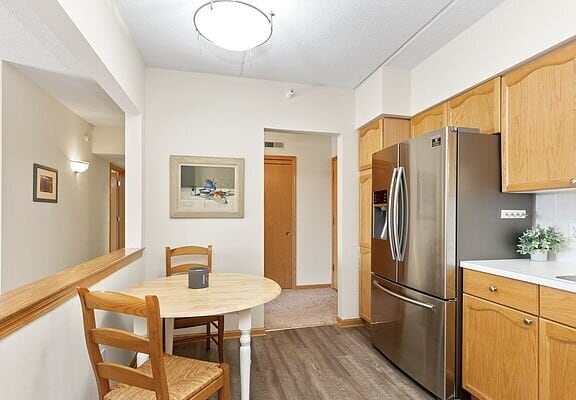 Building Photo - "Spacious 1-Bedroom Retreat with Granite T...