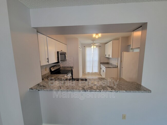 Building Photo - 13927 Fletchers Mill Dr