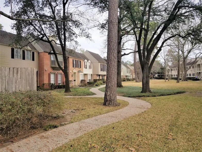 Photo - 13008 Trail Hollow Dr